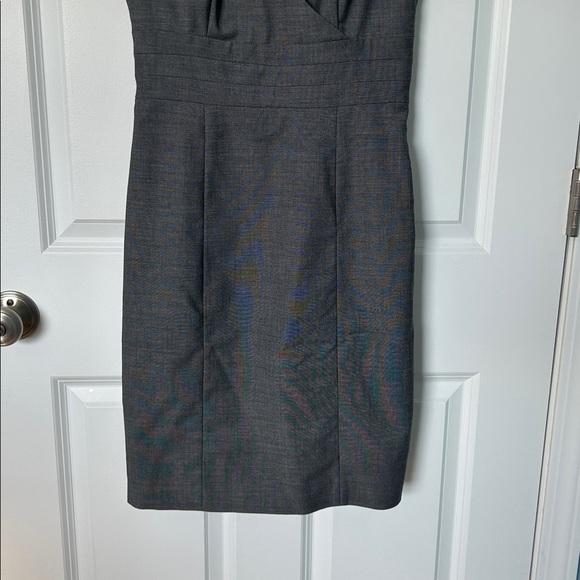 Gray H&M Elegant Sleeveless Dress | Sleeveless Gray Dress | Gray V-Neck Dress - Picture 4 of 10